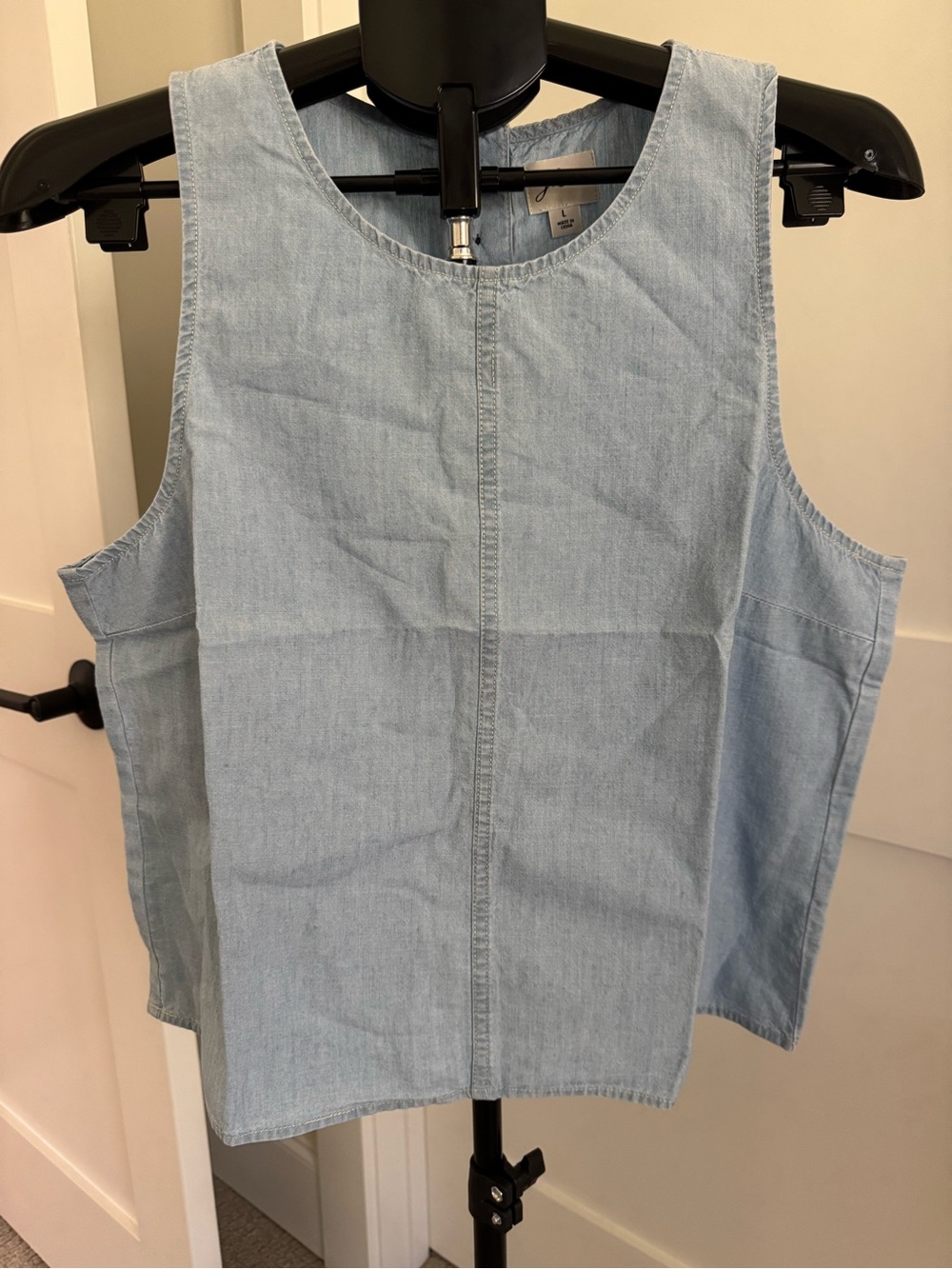 NWT J. Crew Button-Back Chambray Tank Top Size Large